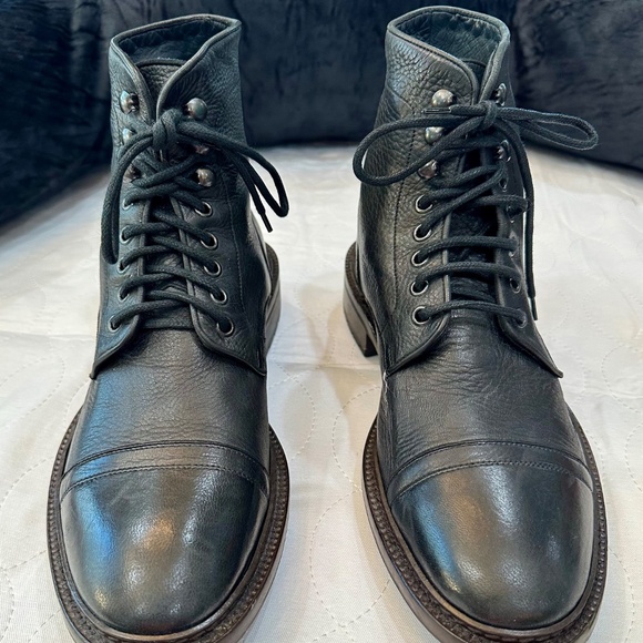 Black lace up boots size 9 - Picture 6 of 16